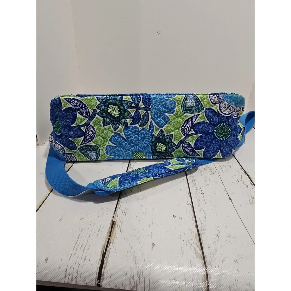 Vera Bradley Doodle Daisy Tote Duffle Weekender Laptop Travel Bag